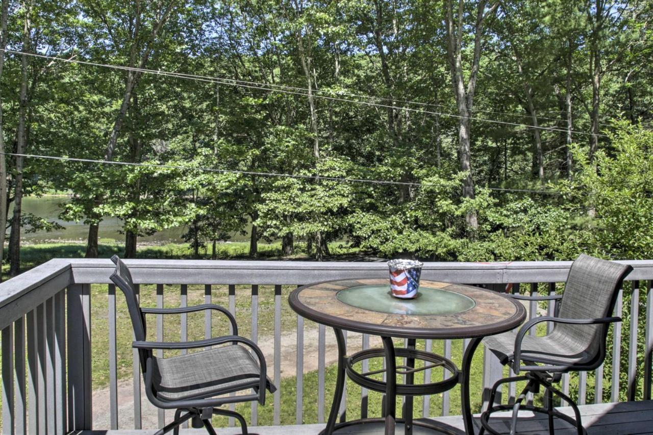Spacious Home With Deck, Grill And Delaware River View Callicoon 外观 照片